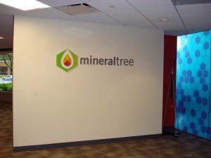 Mineral-Tree Reception Sign